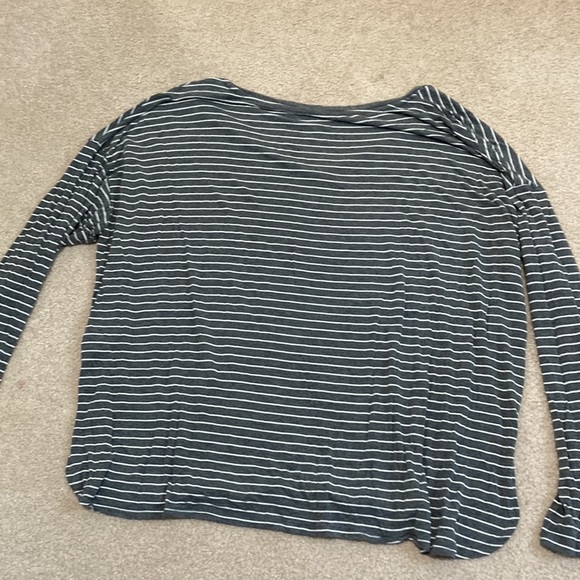 American Eagle Soft and Sexy Long Sleeve shirt - size XL - Picture 6 of 6